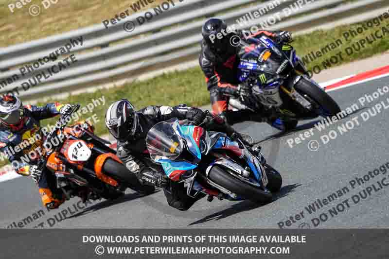 cadwell no limits trackday;cadwell park;cadwell park photographs;cadwell trackday photographs;enduro digital images;event digital images;eventdigitalimages;navarra;no limits trackdays;peter wileman photography;racing digital images;trackday digital images;trackday photos